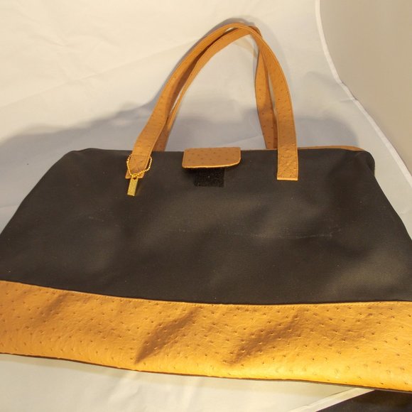 EUC Vintage large black & brown duffel bag 20.5"x12.5" - Picture 3 of 6